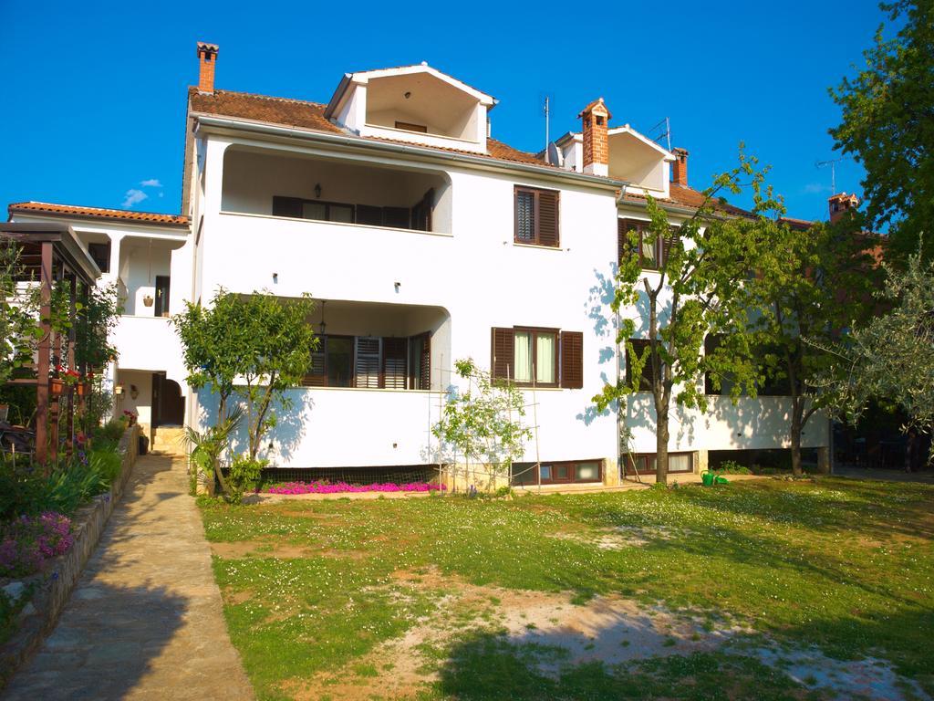 Nada Apartments بوريتش المظهر الخارجي الصورة
